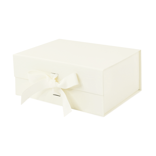 ivory-a5-deep-magnetic-gift-boxes-with-changeable-ribbon.png ivory-a5-deep-magnetic-gift-boxes-with-changeable-ribbon.png